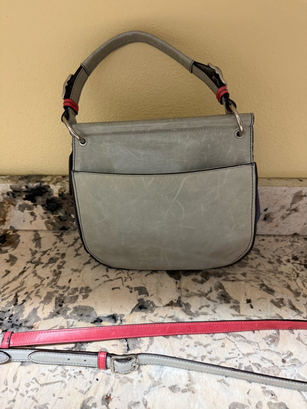 Vintage coach gray pink cross body hand bag excellent condition leather - Picture 3 of 6